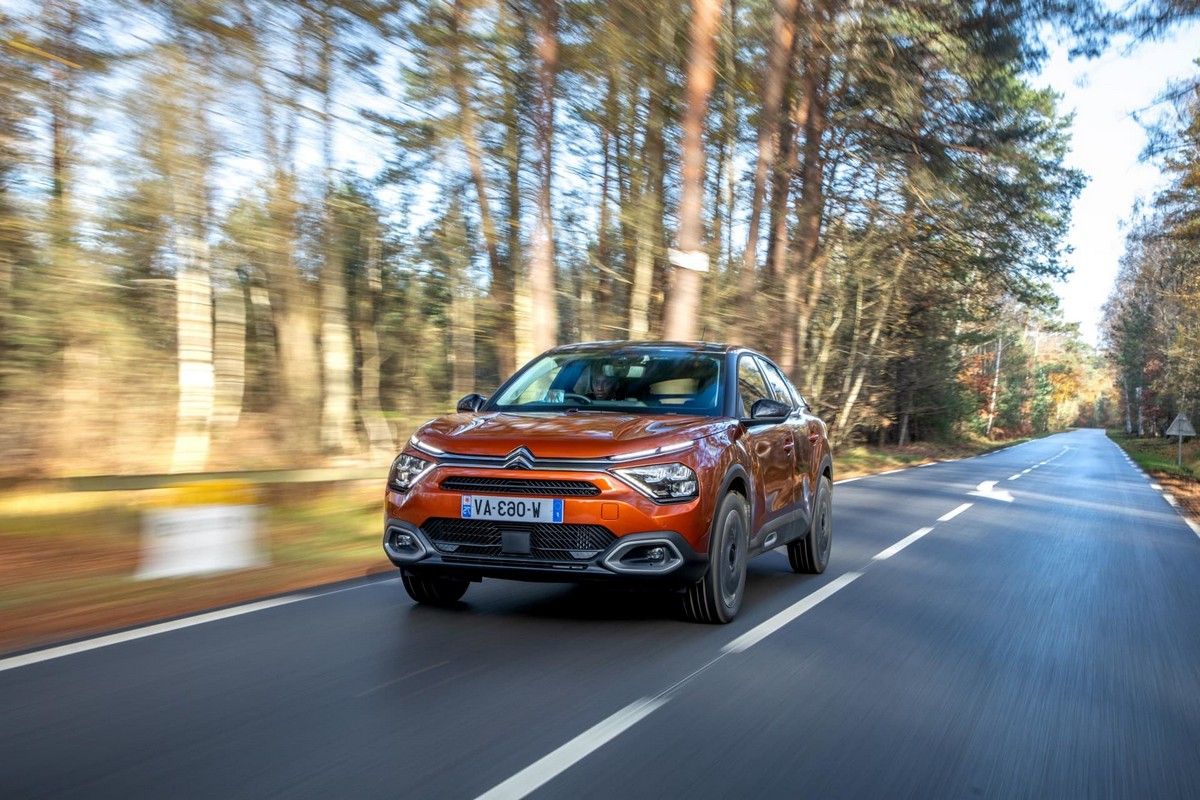 Hyundai i20, primera imagen oficial de la carrocería de tres puertas